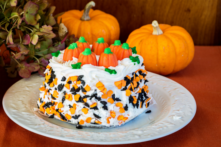 35 Best Halloween Cakes To Wow Trick-Or-Treaters